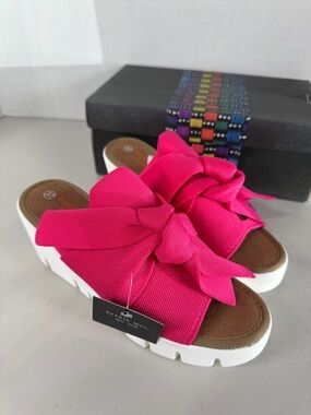 bernie mev. Hot Pink Bow Platform Slide Mules Brand New